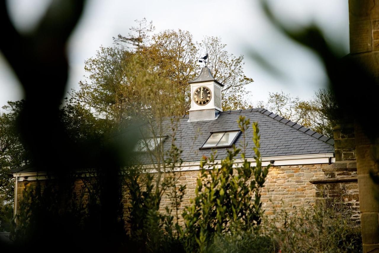 Lanelay Hall Hotel & Spa ヘンソル エクステリア 写真 The old school house
